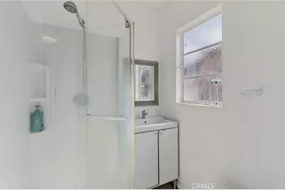 8345 Kester, Panorama City, CA 91402 - Photo 28