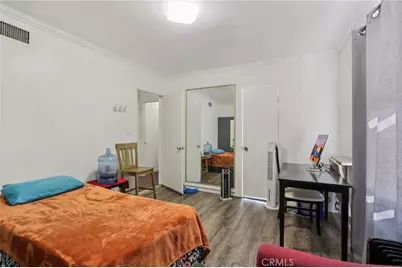 8345 Kester, Panorama City, CA 91402 - Photo 26