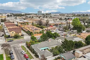 8345 Kester, Panorama City, CA 91402 - Photo 34