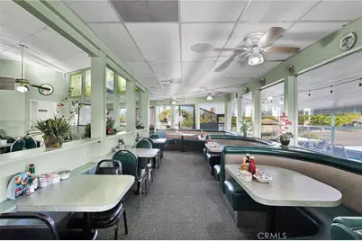 14096 Green Tree Boulevard, Victorville, CA 92395 - Photo 12