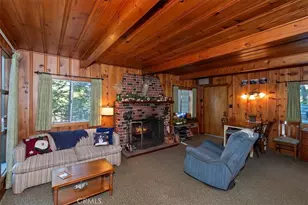 620 Cedar Ln, Twin Peaks, CA 92391 - Photo 8