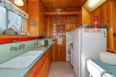 620 Cedar Lane, Twin Peaks, CA 92391 - Photo 14