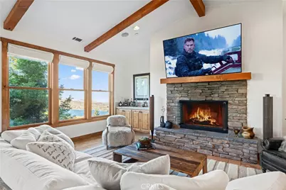 813 Greenbriar Drive, Lake Arrowhead, CA 92385 - Photo 6