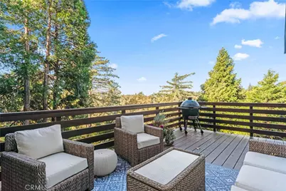 813 Greenbriar Drive, Lake Arrowhead, CA 92385 - Photo 18