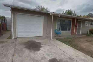 631 631 Las Palmas Ave, Sacramento, CA 95815 - Photo 1