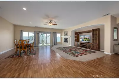 64243 Eagle Mountain Avenue, Desert Hot Springs, CA 92240 - Photo 2