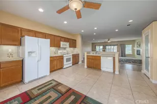 64243 Eagle Mountain Ave, Desert Hot Springs, CA 92240 - Photo 10