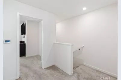 975 W Clover, Rialto, CA 92376 - Photo 16