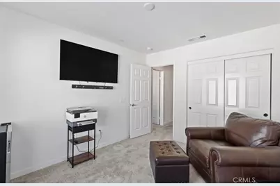 975 W Clover, Rialto, CA 92376 - Photo 20