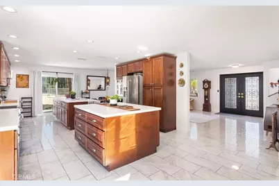 22511 Cascade, Canyon Lake, CA 92587 - Photo 14