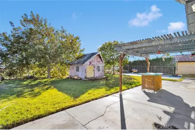 27325 Strawberry, Helendale, CA 92342 - Photo 36