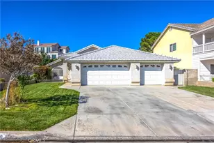 13900 Spring Valley Pkwy, Victorville, CA 92395 - Photo 4