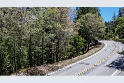 180 Grass Valley Rd. #5, Lake Arrowhead, CA 92352 - Photo 4