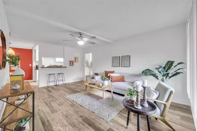 1030 W Macarthur Boulevard #5, Santa Ana, CA 92707 - Photo 2