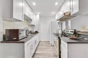 1030 W MacArthur Blvd, Santa Ana, CA 92707 - Photo 10