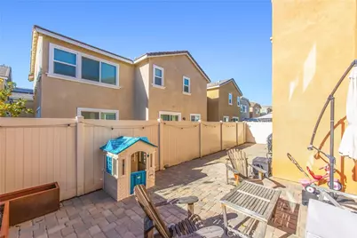 925 Bluebell Way, Beaumont, CA 92223 - Photo 30