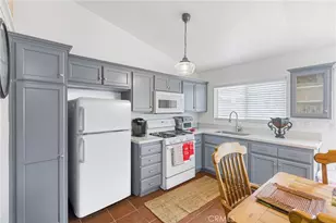 1829 Springtree, Perris, CA 92571 - Photo 8