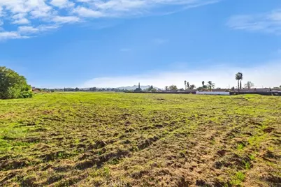 9061 Limonite, Jurupa Valley, CA 92509 - Photo 8