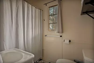 388 Heliotrope, Lake Arrowhead, CA 92352 - Photo 26