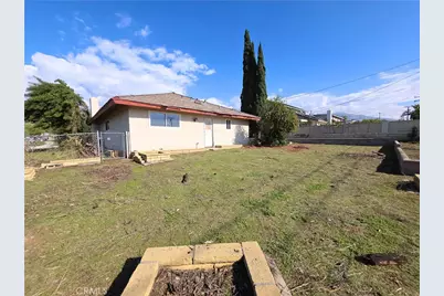 25845 Holly Vista, San Bernardino, CA 92404 - Photo 22