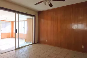 25845 Holly Vista, San Bernardino, CA 92404 - Photo 12