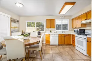 910 Pathfinder Way, Corona, CA 92878 - Photo 14