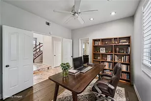 901 Clearwood Ave, Riverside, CA 92506 - Photo 16