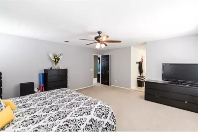 2340 Talbot Circle, Corona, CA 92882 - Photo 16