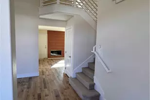 1054 E Commonwealth Ave, San Jacinto, CA 92583 - Photo 2