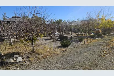 15274 Rodeo St, Hesperia, CA 92345 - Photo 16