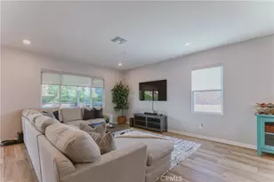 7552 Honeybell Ct, Riverside, CA 92507 - Photo 12