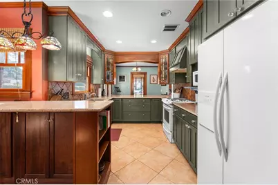 1021 Campus Avenue, Redlands, CA 92374 - Photo 18