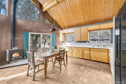 1104 Wendy, Big Bear City, CA 92314 - Photo 4