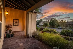 571 Wooden Bridge Ln, Redlands, CA 92373 - Photo 4