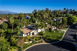 571 Wooden Bridge Ln, Redlands, CA 92373 - Photo 6