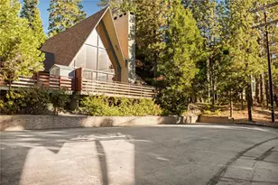 180 Grass Valley, Lake Arrowhead, CA 92352 - Photo 2