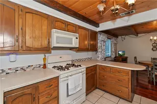 30580 Live Oak, Running Springs, CA 92382 - Photo 14