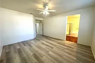 13846 Hawk Ct, Victorville, CA 92394 - Photo 14