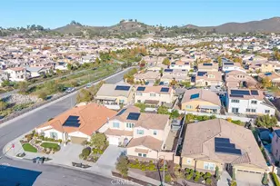 24812 Solvang Ln, Menifee, CA 92584 - Photo 40