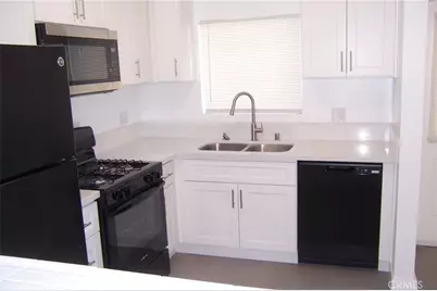 334 Country Club, San Bernardino, CA 92404 - Photo 6