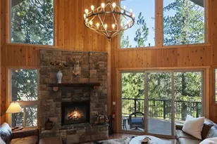 26621 Thunderbird Dr, Lake Arrowhead, CA 92352 - Photo 1