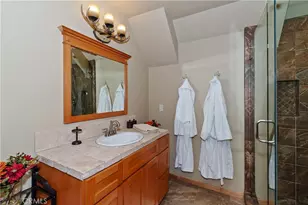 26621 Thunderbird Dr, Lake Arrowhead, CA 92352 - Photo 40