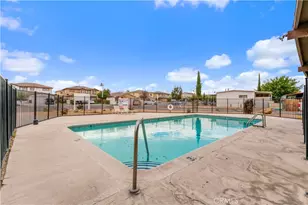 9426 Tamarisk, Hesperia, CA 92345 - Photo 22