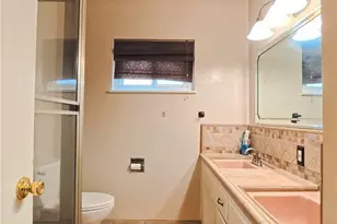 495 W C St, Colton, CA 92324 - Photo 16
