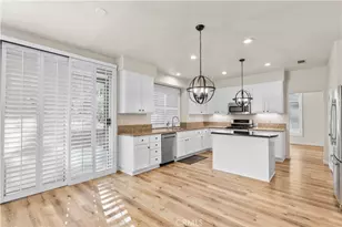 1010 Night Shadow Ln, Corona, CA 92881 - Photo 14