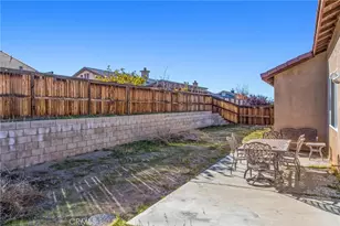 11563 Maywood St, Victorville, CA 92392 - Photo 28