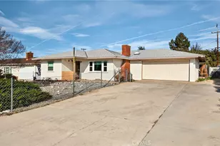 35236 Elm Ln, Yucaipa, CA 92399 - Photo 4