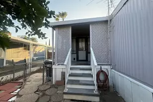 995 Pomona, Corona, CA 92882 - Photo 6