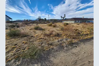 7022 Avalon Avenue, Yucca Valley, CA 92284 - Photo 6