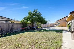 9607 Cypress, Fontana, CA 92335 - Photo 42